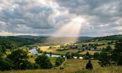 Salmos 33:18: “Eis que os olhos do Senhor estão sobre os que o temem e esperam na sua misericórdia”