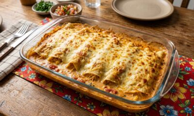 Essa panqueca de frango desfiado leva massa macia e recheio com requeijão, perfeita para servir bem quentinha