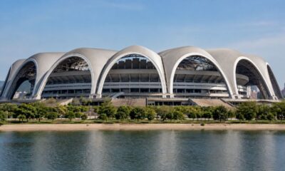O maior estádio de futebol do mundo impressiona pela capacidade gigantesca e pela história por trás da arena
