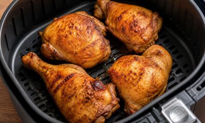 Como fazer frango suculento na fritadeira elétrica sem deixar a carne seca ou sem graça