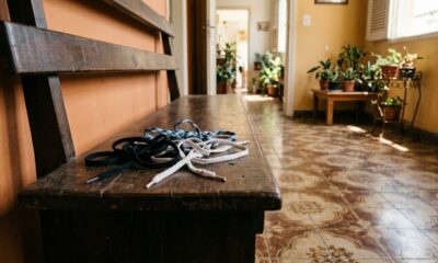 Quem tem cadarços velhos guarda um tesouro: 5 ideias para reutilizá-los em casa