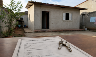 Casa construída no terreno da família: o erro que pode virar briga séria na herança
