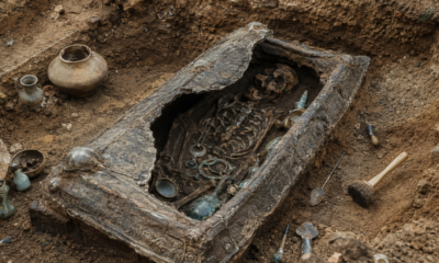 Arqueólogos descobrem túmulo romano luxuoso de jovem em Colchester, na Inglaterra