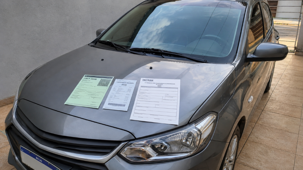 Detran alerta famílias sobre transferência de carro: detalhe esquecido pode custar até R$ 8 mil