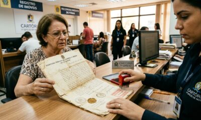 Cartórios acendem alerta sobre documento antigo em casa e muita gente só descobre no balcão