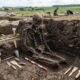 Esqueleto sentado encontrado na França intriga arqueólogos e revive mistério gaulês