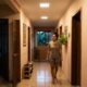 Luz automática em corredores evita desperdício e facilita a circulação dentro de casa