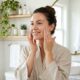 Reduza a inflamação e as linhas de expressão com seu creme facial em 5 minutos