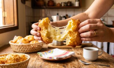 Tinha dias em que tudo o que eu queria era esse pão de queijo frito quentinho com queijo derretendo