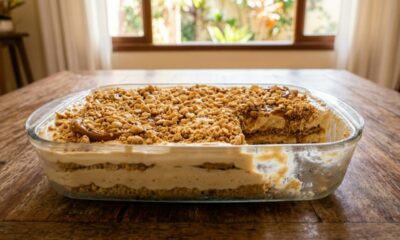 Esse pavê de paçoca fica super cremoso e geladinho, perfeito para servir em almoços de família