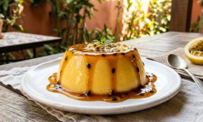 Bata leite condensado, leite, creme de leite e maracujá e faça um pudim cremoso bem geladinho