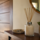 Adeus cheiro de casa fechada: esse truque barato perfuma ambientes sem sprays fortes