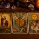 Essas 3 cartas do tarot costumam aparecer quando novos caminhos começam a se abrir na vida