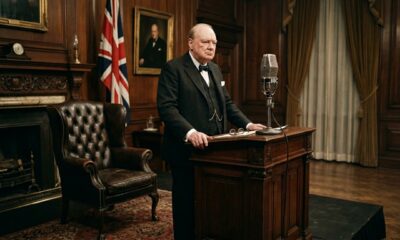 Winston Churchill: "É preciso coragem para se levantar e falar; é preciso coragem para se sentar e ouvir."