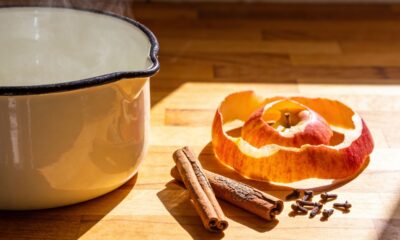 Ferver casca de maçã com canela: o truque simples que deixa a casa perfumada e aconchegante