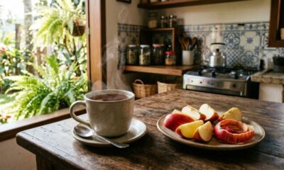 Chá de casca de maçã é uma forma simples de aproveitar melhor a fruta no dia a dia