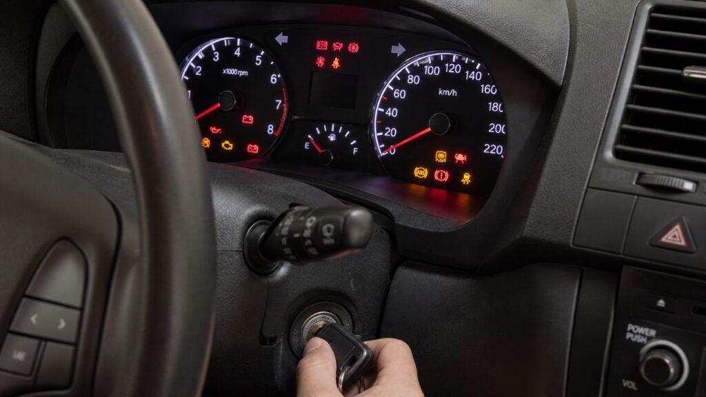 Segurança ao dirigir começa com três cuidados que você deve seguir antes de sair com o carro