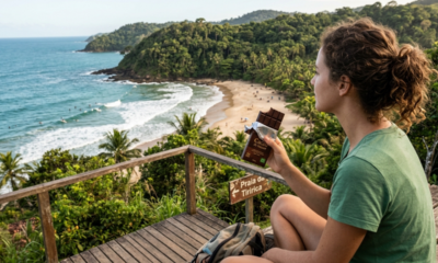 A antiga vila do chocolate se reinventou com o surfe e hoje conquista turistas com praias cercadas por floresta tropical