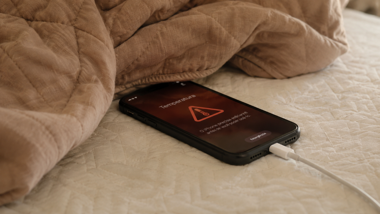 O hábito comum que parece inofensivo, mas pode encurtar a vida útil do seu celular