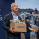 Citação de Jeff Bezos: "Quero que grande parte da minha atividade filantrópica ajude as pessoas aqui e agora, no curto prazo, na interseção entre a necessidade urgente e o impacto duradouro"
