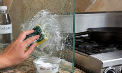 Lavar os vidros de casa com vinagre e bicarbonato: para que serve e como fazer