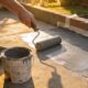 Como pintar piso de cimento e deixar garagem ou quintal com aparência renovada