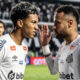 Neymar e Robinho Jr. estão no centro de crise no Santos após acusação de agressão em treino