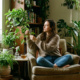 O que significa quando a pessoa tem muitas plantas em casa, segundo a psicologia