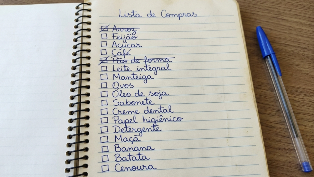 A psicologia afirma que pessoas que anotam a lista de compras no papel em vez do celular geralmente compartilham esta característica de personalidade