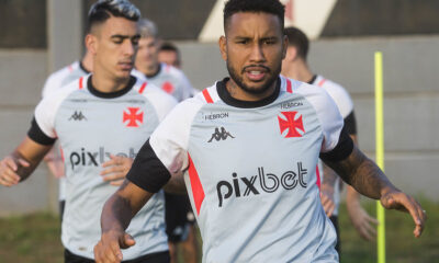 Jair. Treino do Vasco no CT Moacyr Barbosa em 04 de maio de 2023 (Foto: Daniel Ramalho/VASCO)