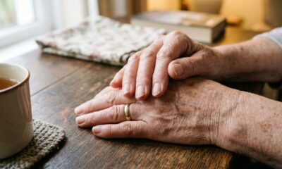 Alterações nas unhas em idosos como as unhas mudam com a idade