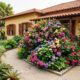 Nem hortênsias, nem azaleias: este arbusto florido para entrada da casa traz mais cor, volume e charme ao jardim