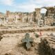 Arqueólogos encontram rara cruz relicário em antiga cidade da Turquia