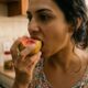 Essa fruta tropical reúne fibras, água e antioxidantes em uma única porção e fortalece a alimentação