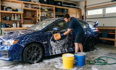 Como lavar o carro como um profissional, método dos dois baldes e secagem faz toda a diferença na conservação da pintura