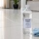 Como fazer limpa piso caseiro potente que deixa a casa perfumada por dias