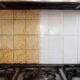Como limpar azulejos engordurados usando ingredientes simples