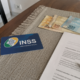 Dinheiro rápido no INSS? O detalhe do consignado que muitos aposentados só percebem tarde demais