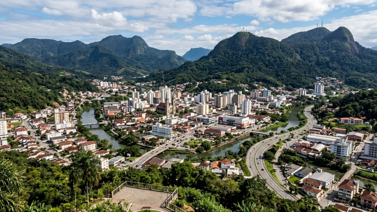 Com R$ 38 bilhões movimentados, a “Cidade dos Bilionários” é a 2ª mais segura do Brasil e atraí com empregos sobrando e beleza europeia