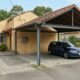 Como fazer cobertura simples para garagem e proteger o carro do sol forte e da chuva