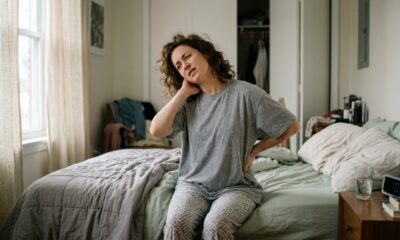 Acorda com o corpo rígido? 9 alongamentos que podem aumentar sua flexibilidade