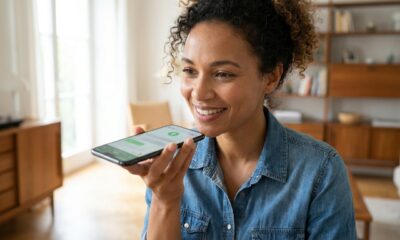 Segundo a psicologia, mandar áudio no WhatsApp em vez de escrever pode revelar uma habilidade pouco comum