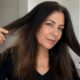 Por que seu cabelo parece mais seco após os 50 anos? 4 soluções que realmente funcionam