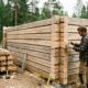Como construir uma cabana de madeira desmontável de 5x5,70 metros com toras de madeira aplainadas de 70mm reutilizadas
