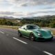 Este carro esportivo lida com Porsches, pesa quase nada e custa cerca de tanto quanto um Honda