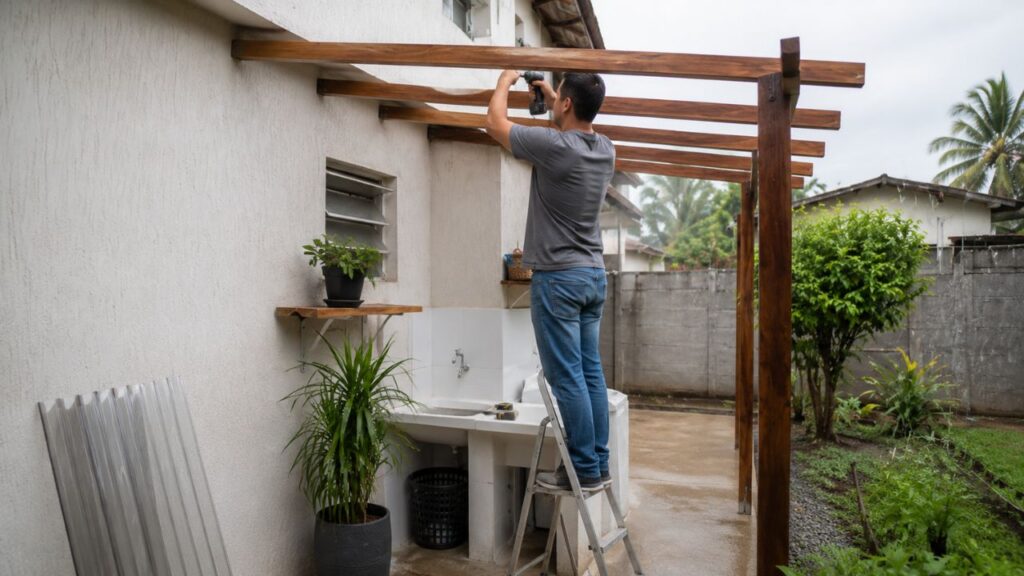 Como fazer cobertura para tanque externo e proteger a área de serviço da chuva