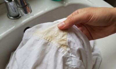 Como remover manchas amarelas das roupas brancas com uma técnica simples que leva apenas alguns minutos