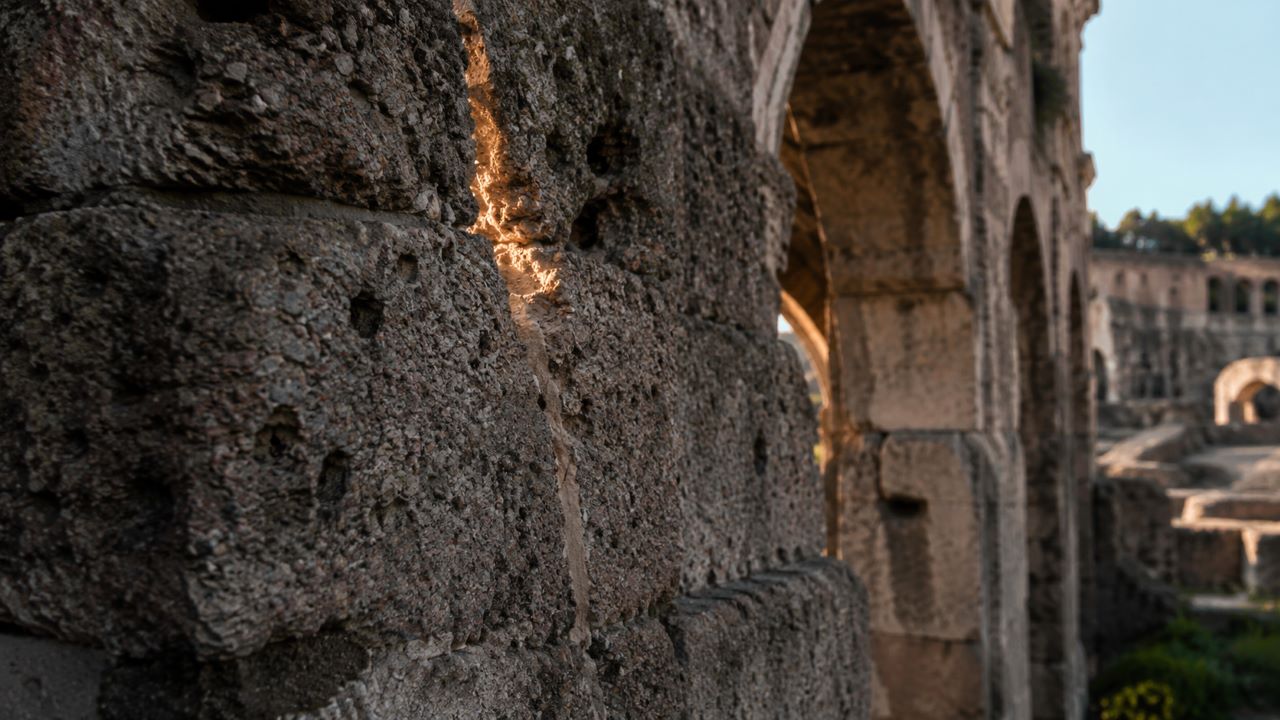 Concreto romano ainda intriga cientistas pela resistência ao tempo