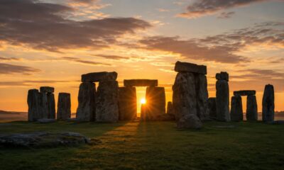 Stonehenge ainda intriga por unir engenharia, rituais e ciclos solares