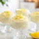 Mousse de limão feita com 3 ingredientes entrega cremosidade e frescor em poucos minutos